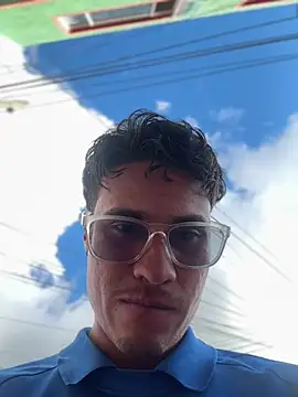Chat XXX ao vivo de TavoHot_