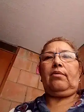 Živý XXX chat Cessi50