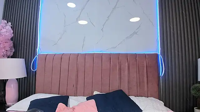 Chat XXX en directo de Hanna_Thorne