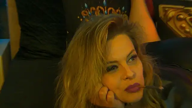 Chat XXX en directo de ZoeMesmerizee