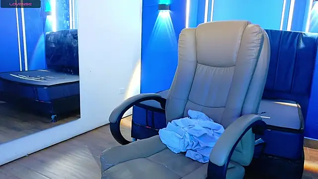 katalina07_1 Adlı Modelin Canlı XXX Sohbeti