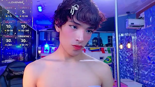 AlecciaNovan Live XXX chat