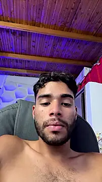 XXX chat uživo modela AlejandroGreco