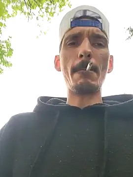 Matthew_204 élő XXX-chatje