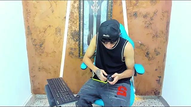 Chatroom XXX en direct de monky_0002