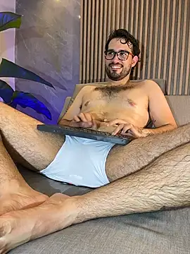 Chat XXX ao vivo de Adrian_SITH