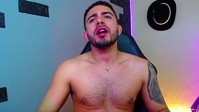 Chatroom XXX en direct de adamhairy