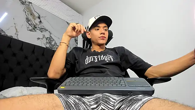 Sembang XXX Secara Langsung MathewAdamss