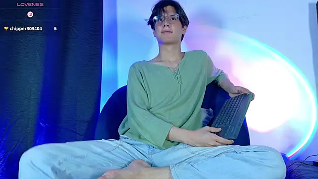 lui_x_dustのライブXXXチャット