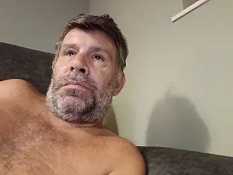 stud2512 – Live XXX-chat