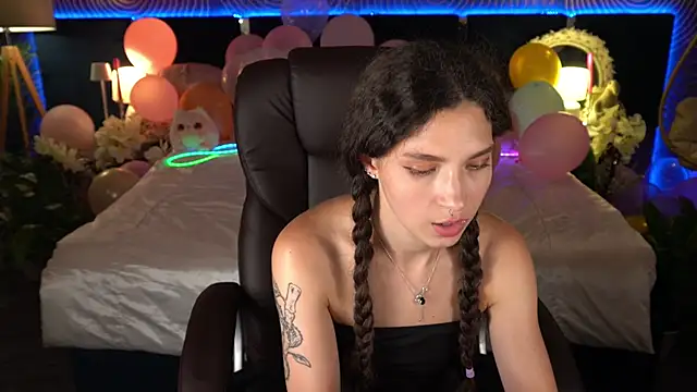 Živý XXX chat BabyFlowerr