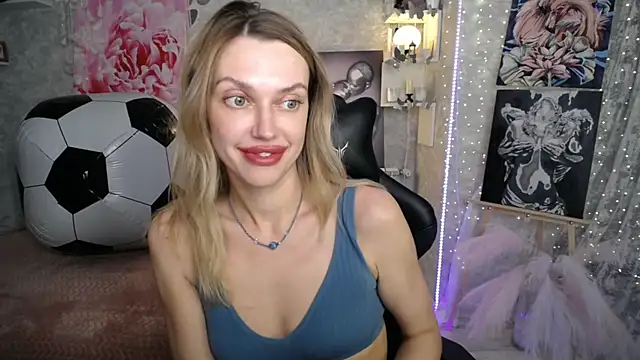 NickyAdamidi – Naživo XXX chat