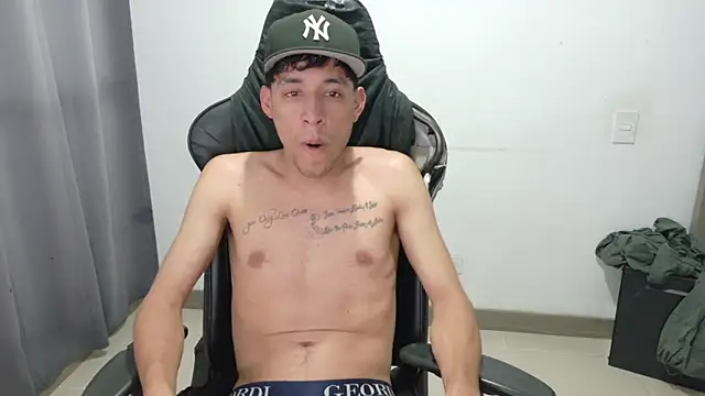 Онлайн чат XXX bully_boss