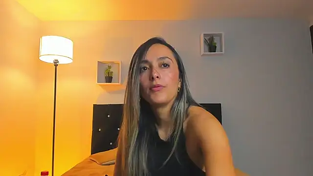 צ'אט XXX בשידור חי של Victoria_Rose_