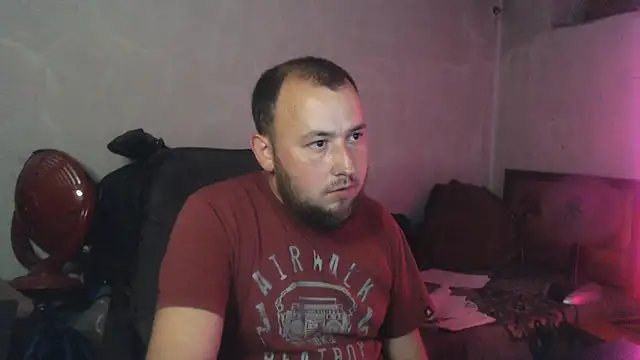 Webkamerová show BIG-COCK-OMG