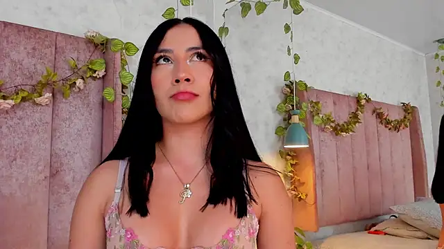 Chat XXX en directo de AnyaJay