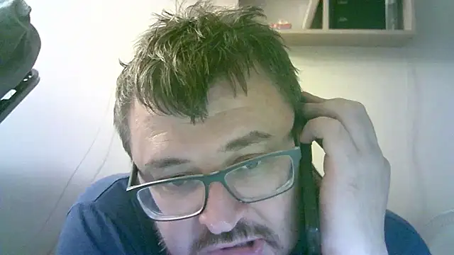 Chat XXX ao vivo de SirAbuser