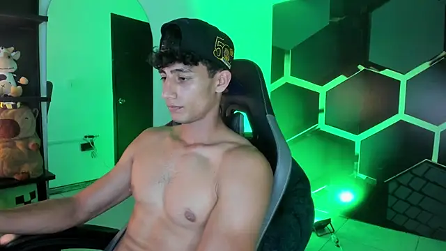 MaxiimoRomano_ 라이브 XXX 채팅