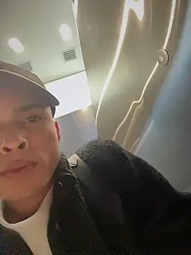 Онлайн чат XXX Eros_lee