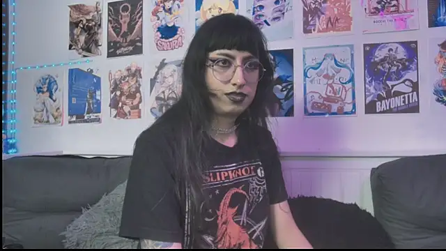 snowblack_'s Live XXX Chat