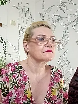 Catty_Lady's Live XXX Chat