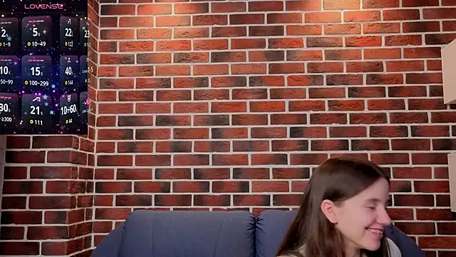 MyrtaMcclaney's Live XXX Chat