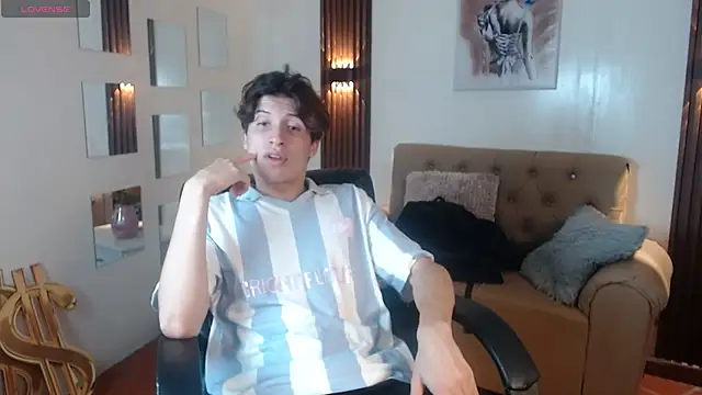 Chat XXX en directo de Marcoviolet