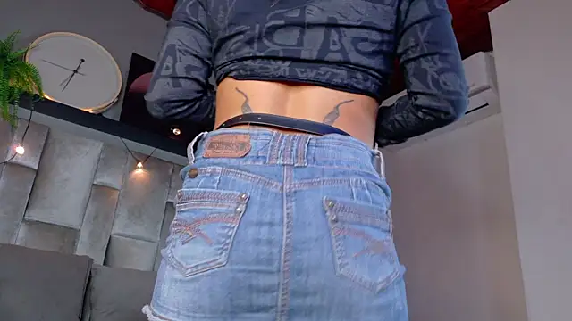 MatildaTaylor__ Adlı Modelin Canlı XXX Sohbeti