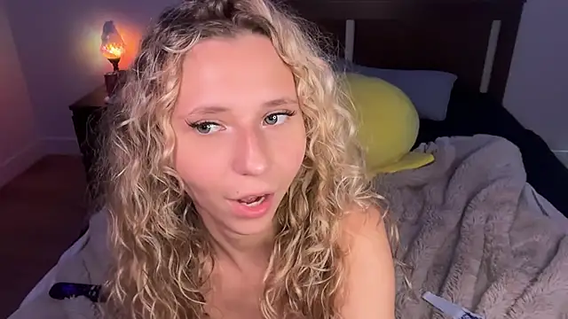 anyaa777's Live XXX Chat