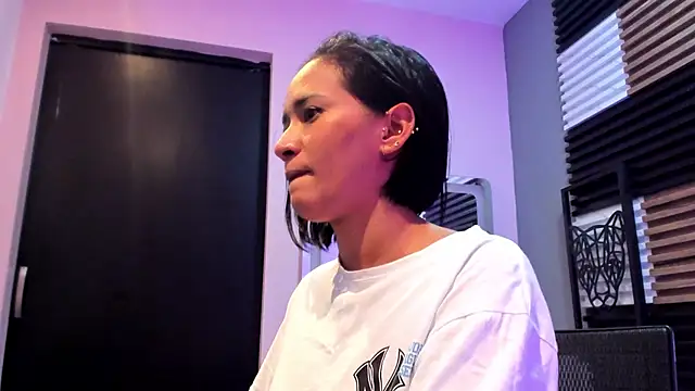 Scarleth-Foxx Live XXX-chat