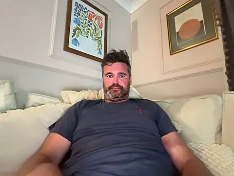 CyprioteWhitefly 在線直播表演