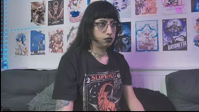 snowblack_n Live XXX chat