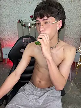 XXX chat uživo modela kaelwolf_tay