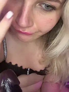 Ashleyy_Diamond's Live XXX Chat