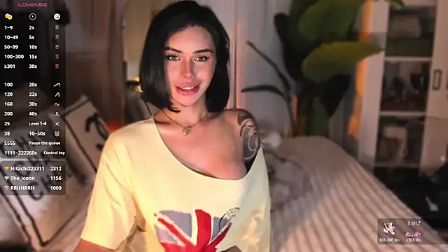 צ'אט XXX בשידור חי של ParisianDoll