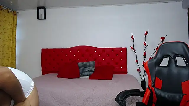 nicol_ross19 Live XXX-chat