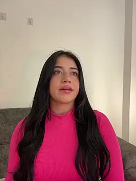 KallyMyller1 Adlı Modelin Canlı XXX Sohbeti