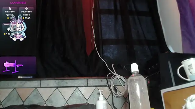 Sally23_ Live XXX-chat