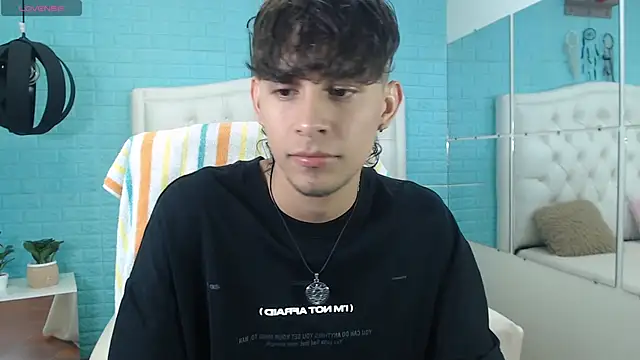 DraxBlade09 Chat XXX live