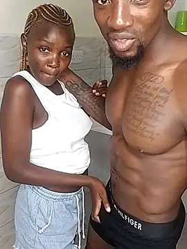 Hotmaskguy254 Adlı Modelin Canlı XXX Sohbeti