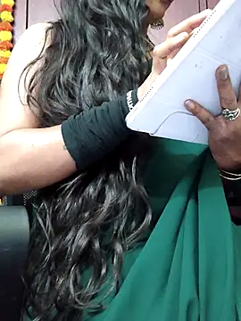 Онлайн чат XXX jaahnavi-reddy