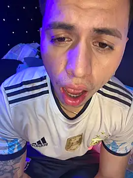 Niicky1_ Show in webcam