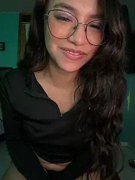 CocoaGigiMuse's Live XXX Chat
