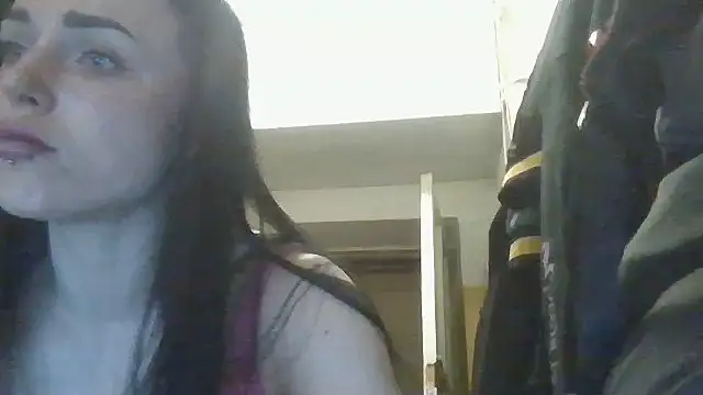 Trinsy_Love's Live XXX Chat