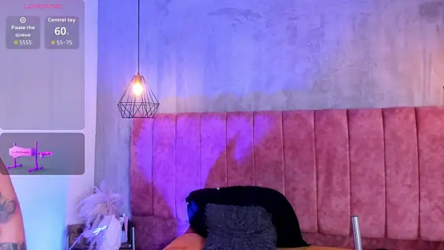 LunaArias 现场XXX聊天