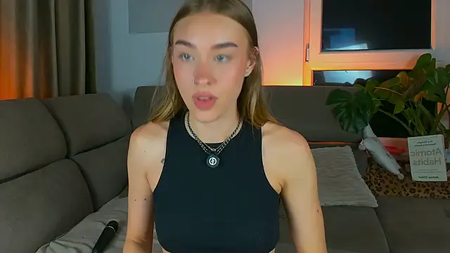 XXX chat uživo modela SugarSkye