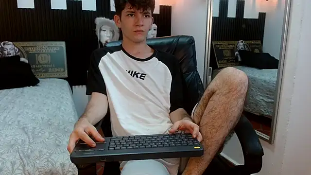 trevor_mob 라이브 XXX 채팅
