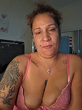 ladycreamypr2's Live XXX Chat