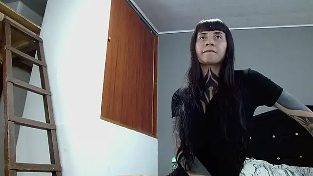 Chat XXX Live Emilia_1995