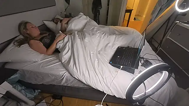 DuncsMadeMe's Live XXX Chat
